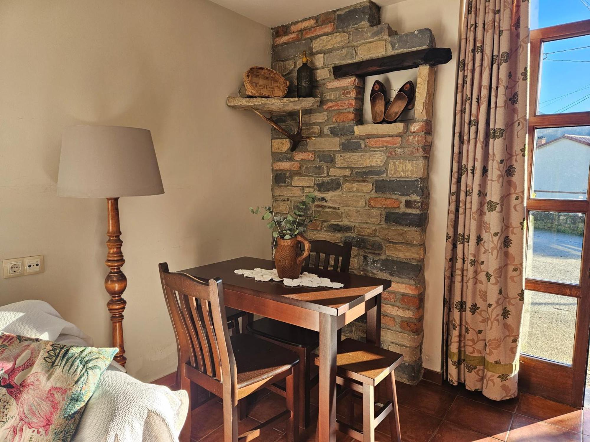 Apartamentos Rurales El Collain De Campiellos Room photo